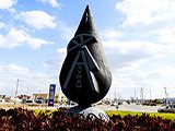 Капля нефти, Памятник